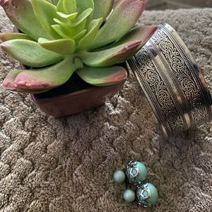 Silver Tone Bracelet